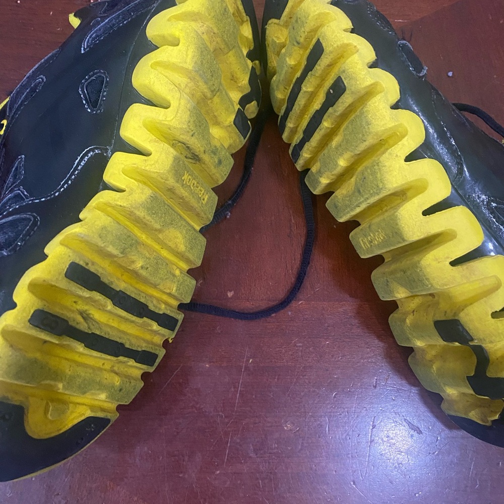 Reebok Athletic Sneakers Shoes size 4 - Picture 5 of 8